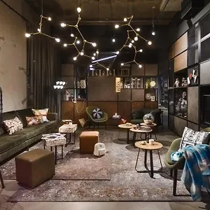 *** Hotel Moxy Neustadt Alemania